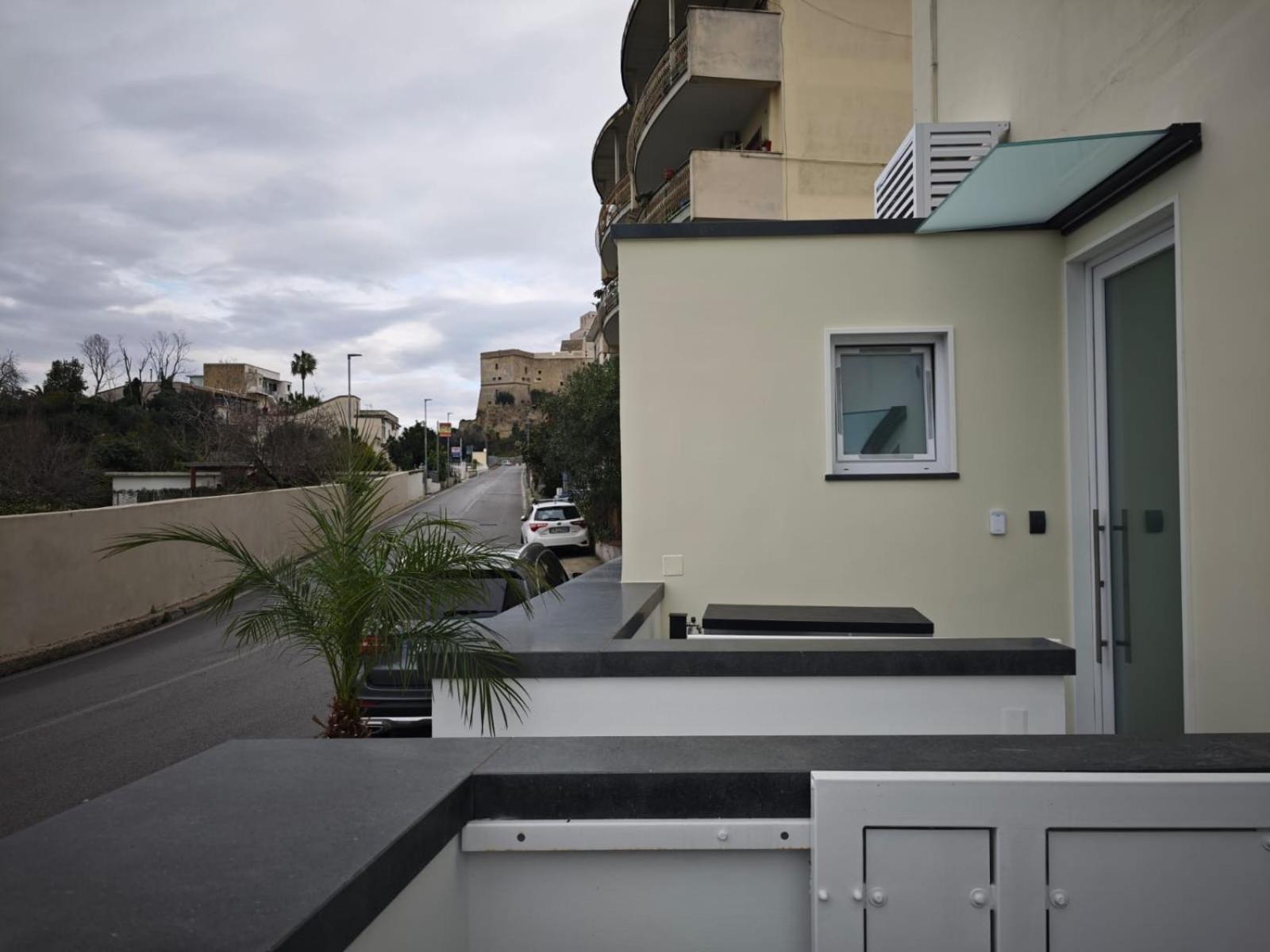 Shanti Rooms & Apartments Castello Bacoli Εξωτερικό φωτογραφία